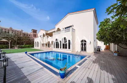 Villa - 6 Bedrooms - 7 Bathrooms for sale in Signature Villas Frond A - Signature Villas - Palm Jumeirah - Dubai