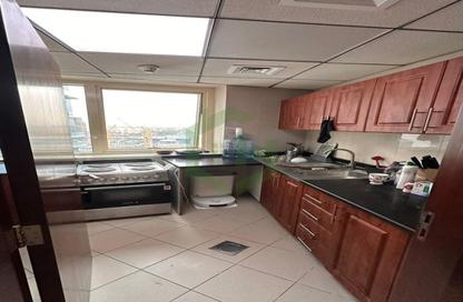 Apartment - 1 Bedroom - 2 Bathrooms for rent in Icon Tower 1 - JLT Cluster M - Jumeirah Lake Towers - Dubai