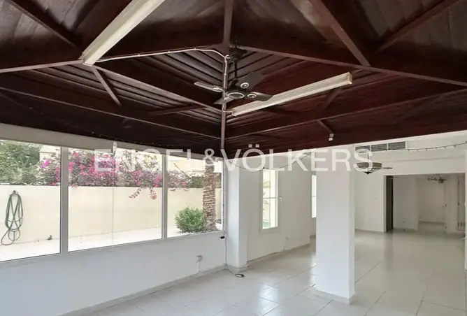 71900331 - Property Image 3