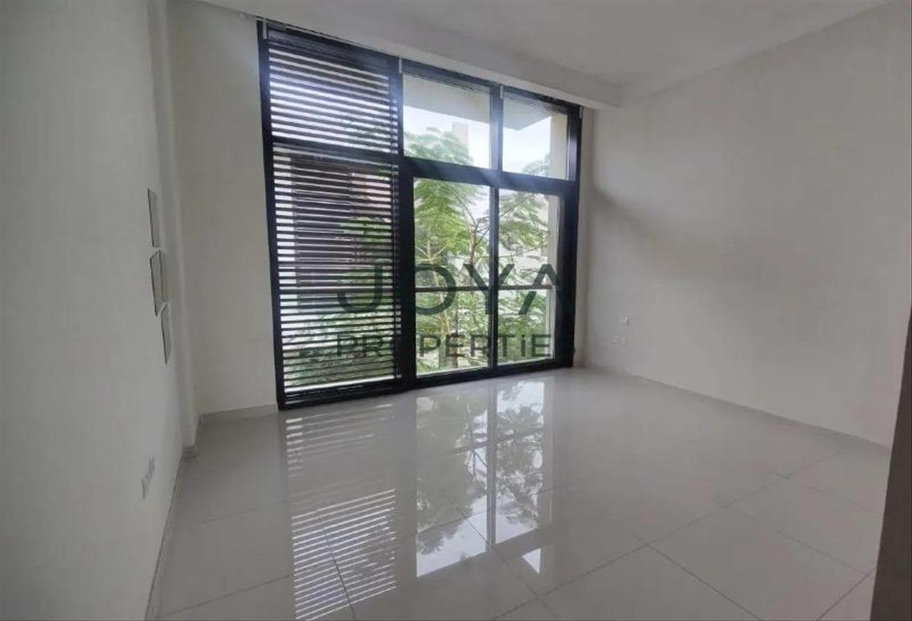 Vacant Soon | Spacious | THM photo 5