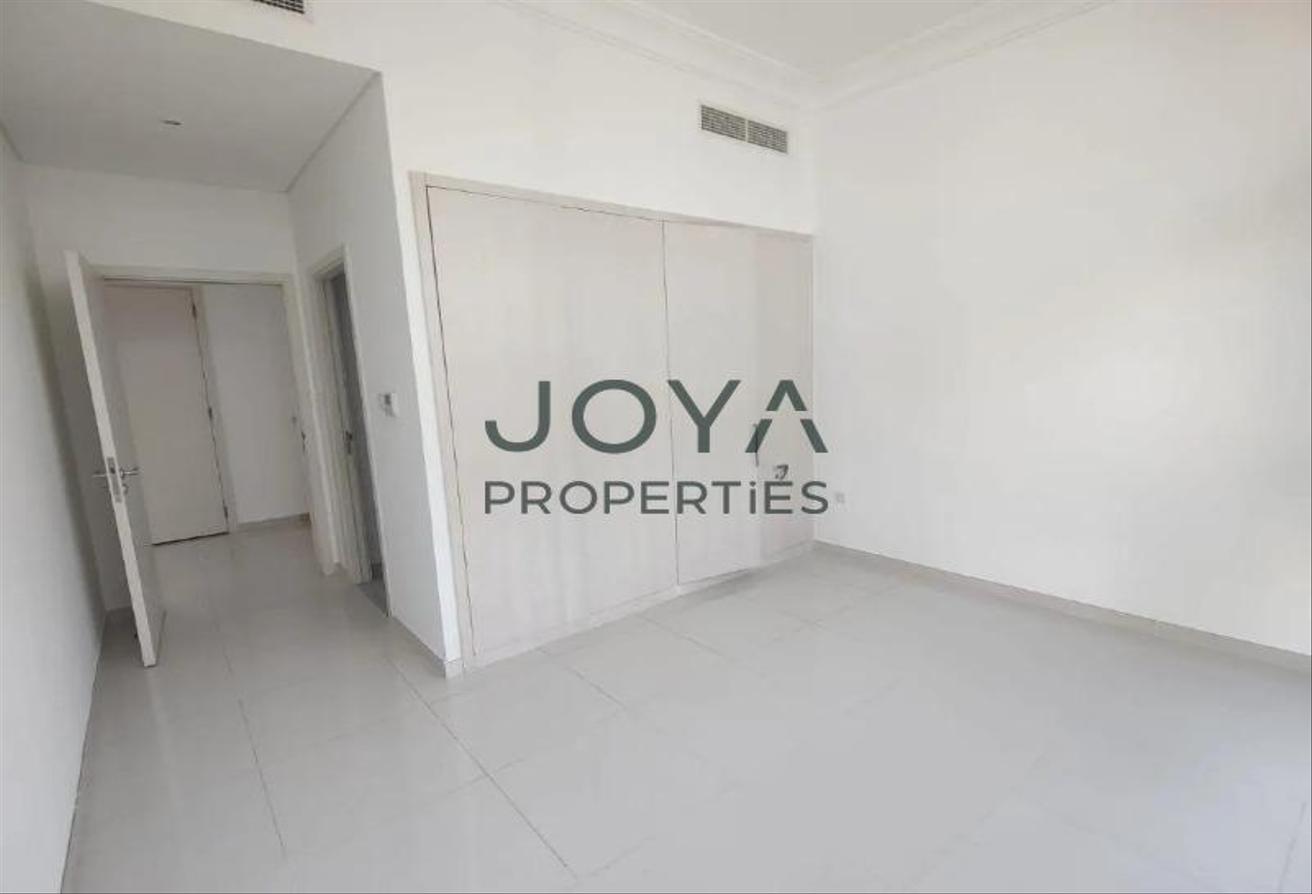 Vacant Soon | Spacious | THM photo 11