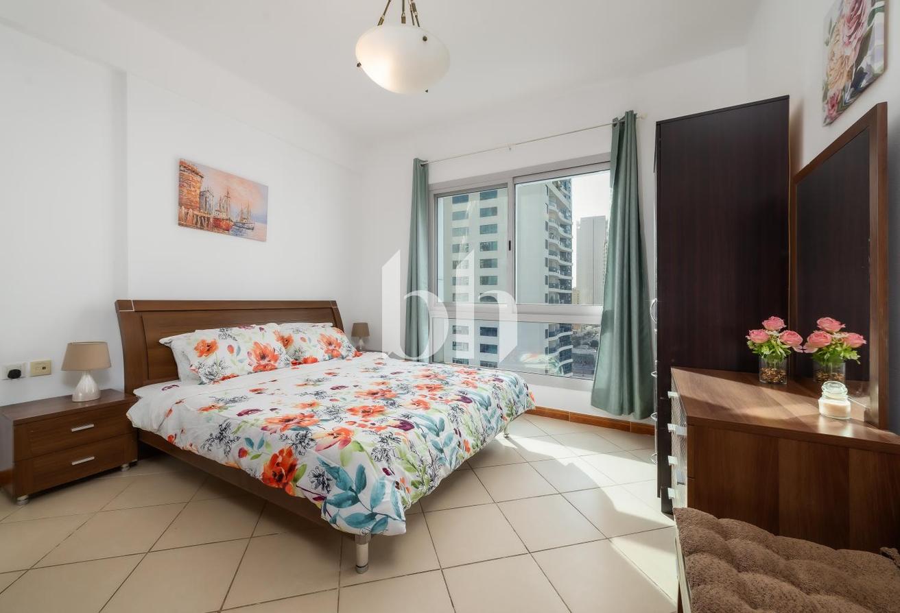 Fully Furnished | Lakeview | Spacious photo 11