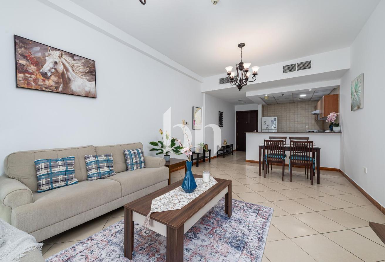 Fully Furnished | Lakeview | Spacious photo 4