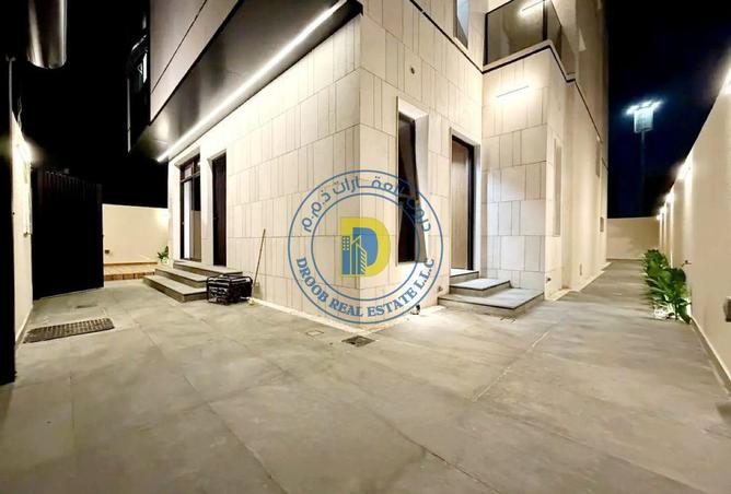 77363252 - Property Image 3