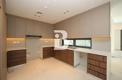 Townhouse - 4 Bedrooms - 6 Bathrooms for rent in West Village - Al Furjan - Dubai