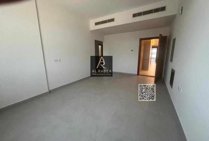 114613333 - Property Image 2