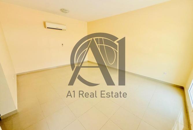 77389513 - Property Image 3