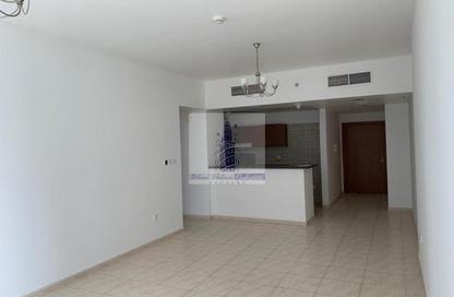 شقة - غرفة نوم - 2 حمامات للايجار في سكاي كورتس تاور B - أبراج سكاي كورتس - مجمع دبي ريزيدنس - دبي لاند - دبي