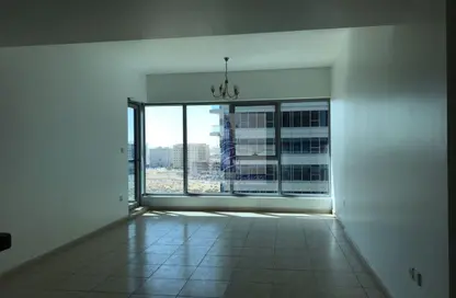 شقة - غرفة نوم - 2 حمامات للايجار في سكاي كورتس تاور B - أبراج سكاي كورتس - مجمع دبي ريزيدنس - دبي لاند - دبي