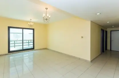 Apartment - 2 Bedrooms - 2 Bathrooms for rent in Al Garhoud - Dubai