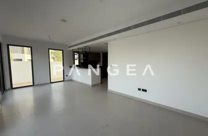 Townhouse - 3 Bedrooms - 4 Bathrooms for rent in Aura Gardens - Tilal Al Ghaf - Dubai