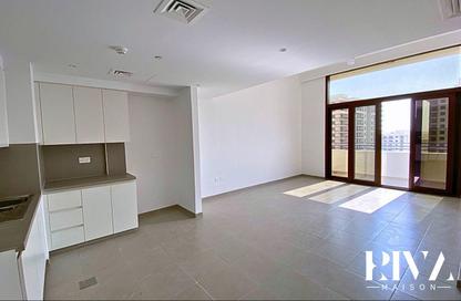 Apartment - 3 Bedrooms - 3 Bathrooms for rent in Jenna Main Square 2 - Jenna Main Square - Town Square - Dubai