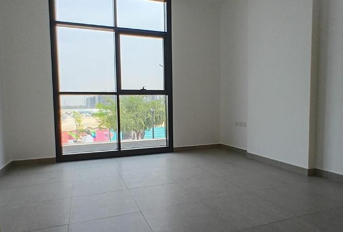 73111404 - Property Image 3