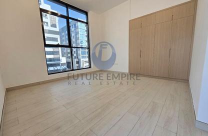 Apartment - 3 Bedrooms - 5 Bathrooms for rent in Haas Building - Jumeirah Garden City - Al Satwa - Dubai