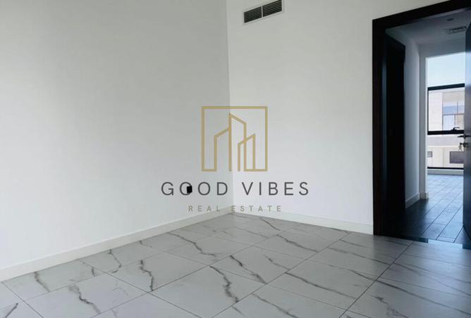 80676335 - Property Image 2