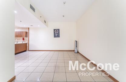 Apartment - 1 Bedroom - 2 Bathrooms for rent in Sulafa Tower - Dubai Marina - Dubai