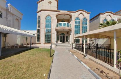 Villa - 4 Bedrooms - 7 Bathrooms for rent in Al Jazzat - Al Riqqa - Sharjah