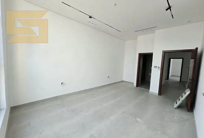 160969354 - Property Image 3