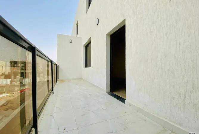 156004211 - Property Image 3