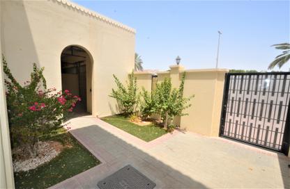 Villa - 5 Bedrooms - 6 Bathrooms for rent in Umm Suqeim 1 Villas - Umm Suqeim 1 - Umm Suqeim - Dubai