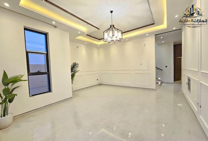127490653 - Property Image 3