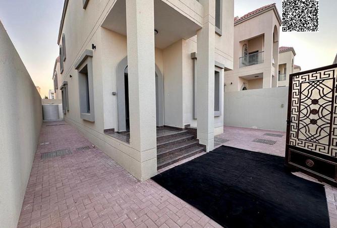 54011870 - صورة العقار 2