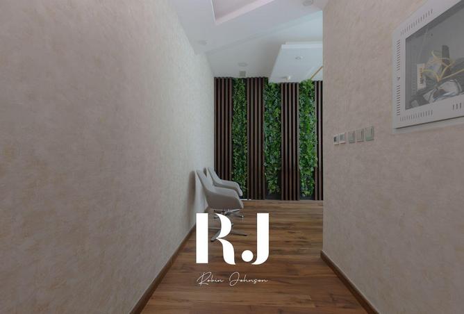 53602943 - Property Image 2