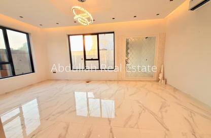 Villa - 5 - 6 for rent in Al Tarfa - Mughaidir - Sharjah Villa - 5 - 6 for rent in Al Tarfa - Mughaidir - Sharjah