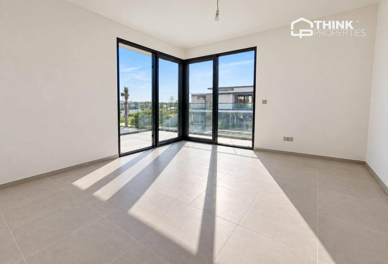 Large Corner Plot | Pool | Park View | Brand New photo 5