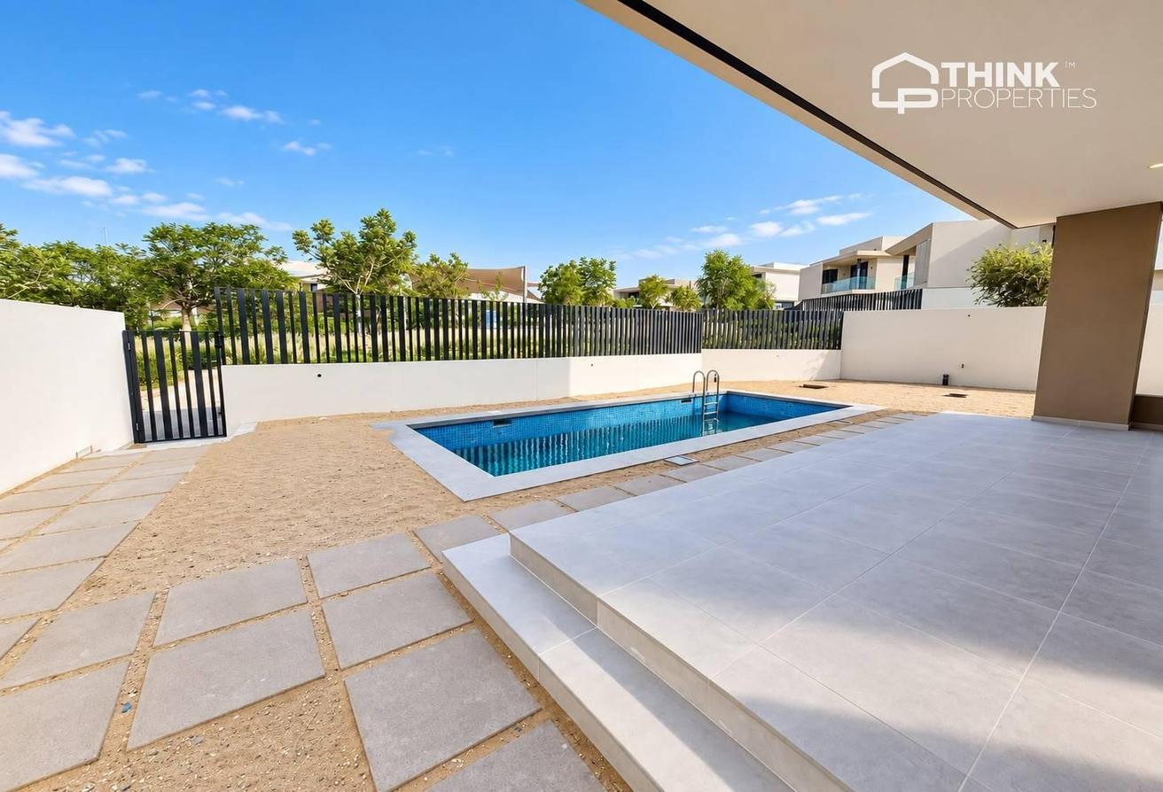 Large Corner Plot | Pool | Park View | Brand New photo 17