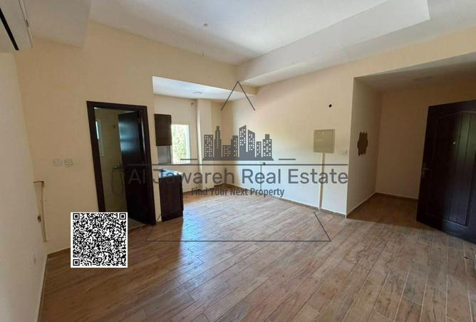 106394003 - Property Image 2