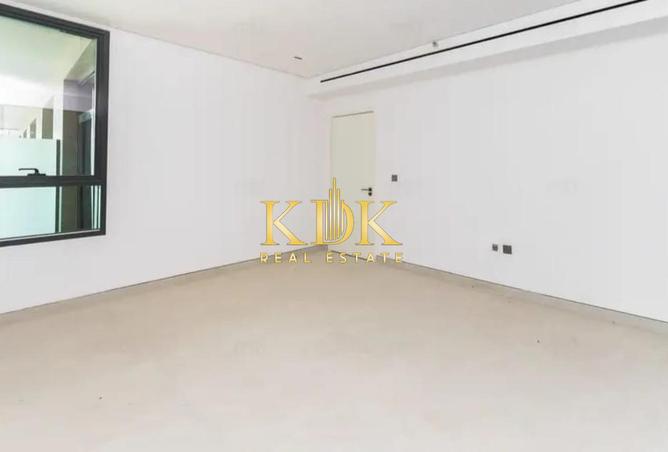 Bright 1BR Apartment | Balcony & Pool Access photo 3