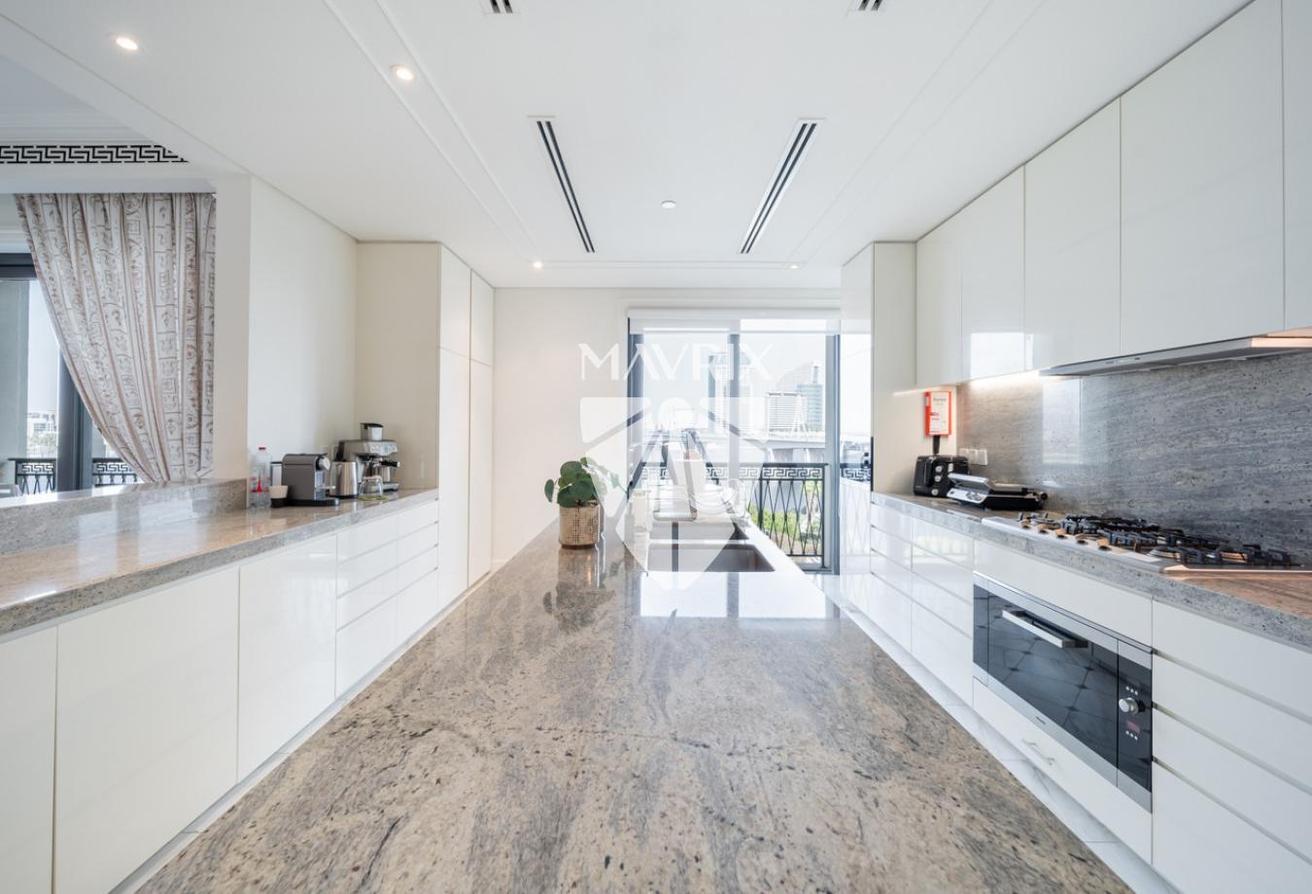 Large Simplex | Water Views | Tranquil | Furnished photo 12