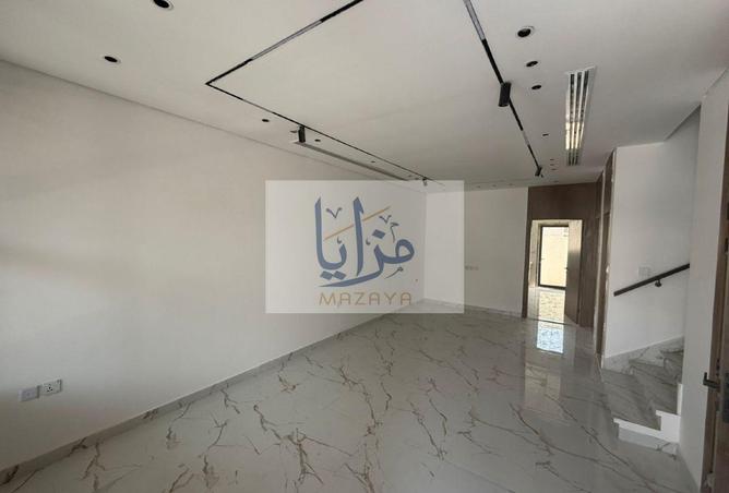 124290043 - Property Image 3