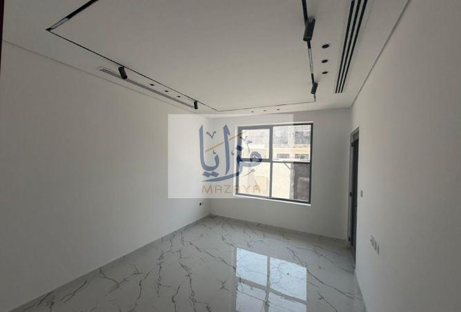 124290043 - Property Image 2