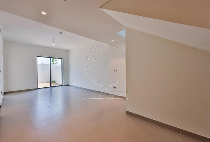 76174503 - Property Image 3