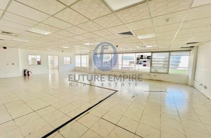 Office Space - Studio - 1 Bathroom for rent in Dune Building - Al Diyafah - Al Satwa - Dubai