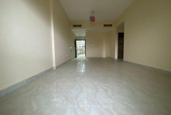 74236947 - Property Image 2