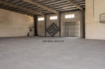 Warehouse - Studio - 2 Bathrooms for rent in Umm Dir - Umm Al Quwain