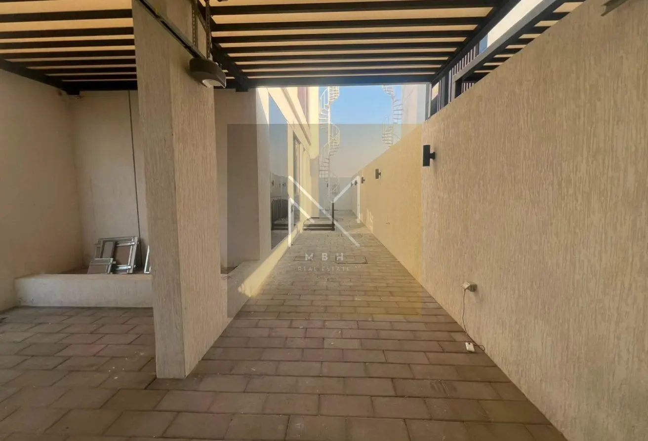 108186253 - Property Main Image