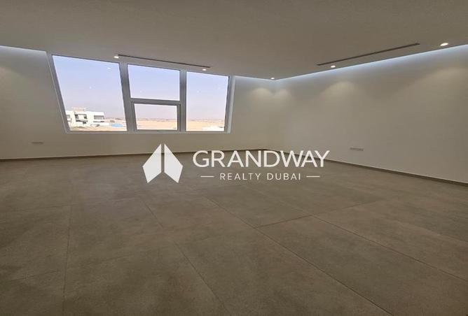 141890967 - Property Image 3