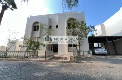 Apartment - 5 Bedrooms - 4 Bathrooms for rent in Al Ghubaiba - Halwan - Sharjah