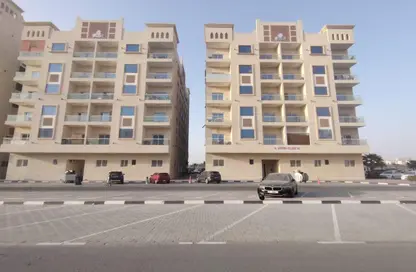 شقة - 1 حمام للبيع في قرية الاميرة - الياسمين - عجمان