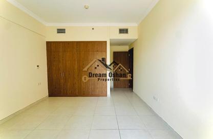 Apartment - 1 Bedroom - 4 Bathrooms for rent in Liwa Residence - Dubai Silicon Oasis - Dubai