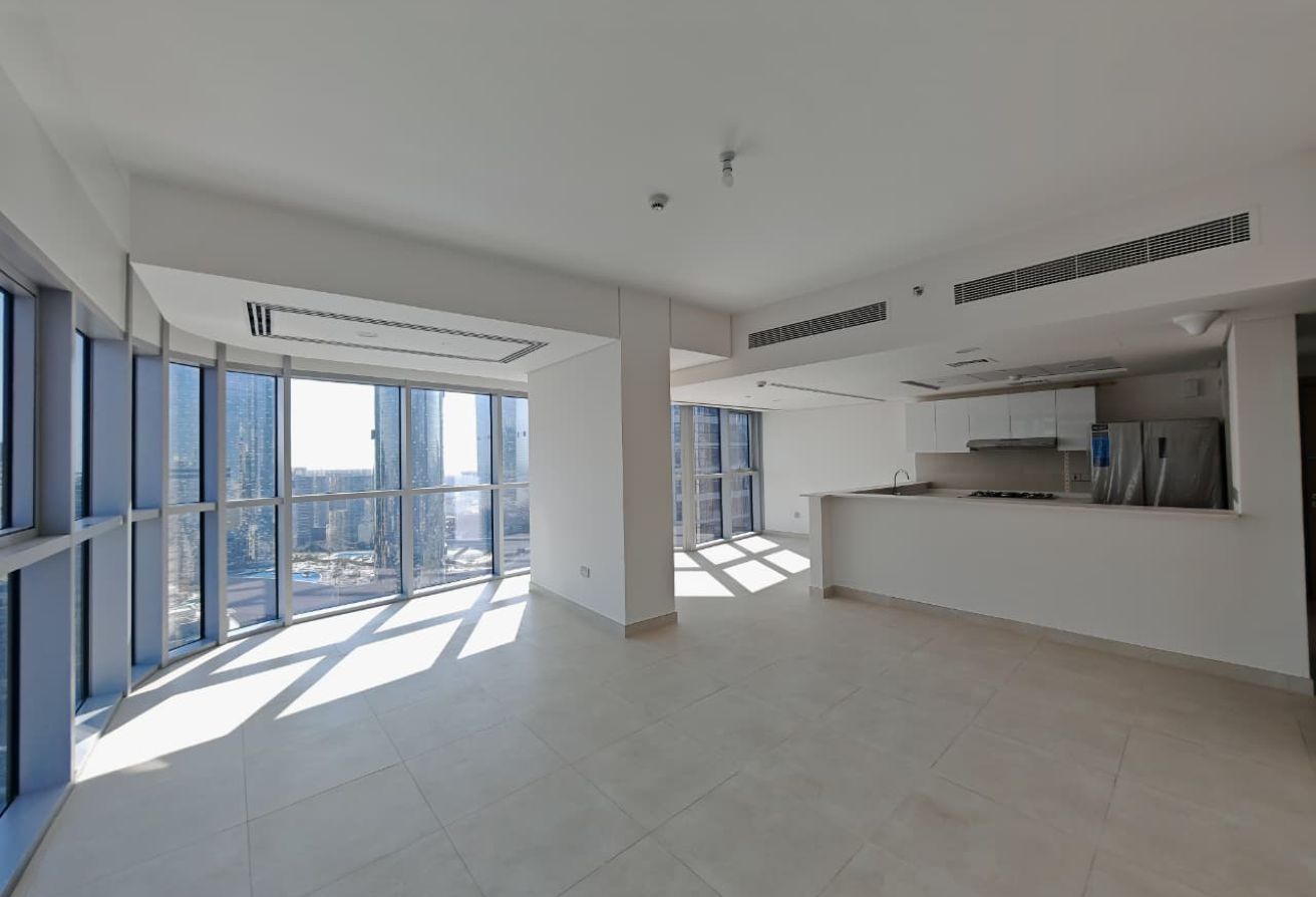 Stunning 3BR+M | Canal View | High Floor