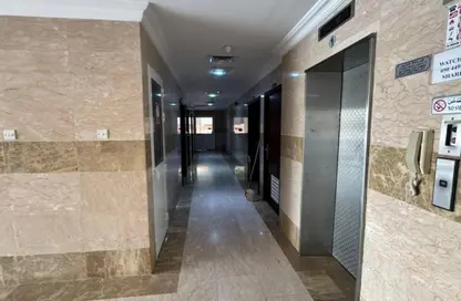 عمارة بالكامل للبيع في 2 الحميدية - الحميدية - عجمان