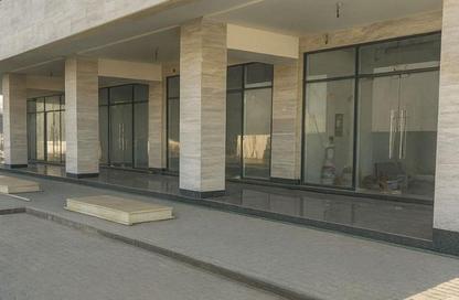 Retail - Studio - 1 for rent in Tilal City - Sharjah