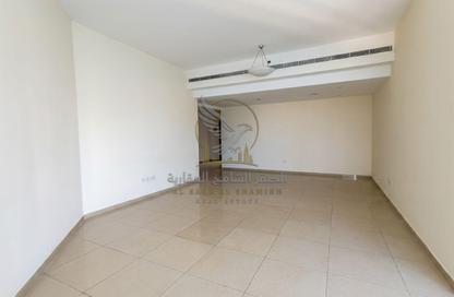 Apartment - 2 Bedrooms - 3 Bathrooms for rent in Al Khan Lagoon - Al Khan - Sharjah