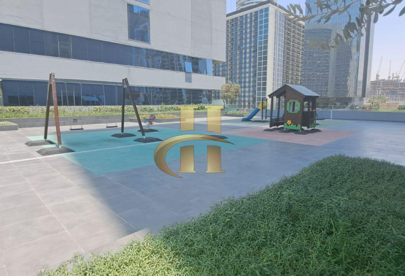 Disress Offer | Mid Unit | Amazing Community View photo 11