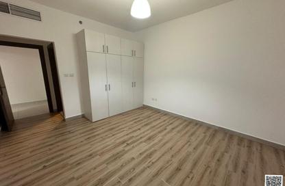 Apartment - 1 Bedroom - 2 Bathrooms for rent in Al Rashidiya Towers - Ajman Downtown - Ajman